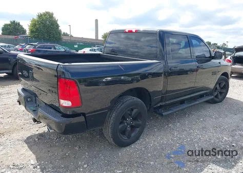 2017 Ram 1500 Express 4X4 5'7 Box z USA, uszkodzony, nr VIN 3C6RR7KTXHG641247